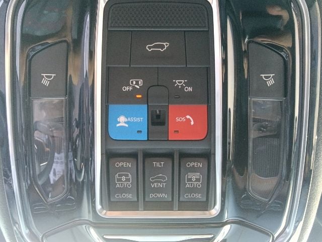 2022 Jeep Grand Wagoneer Series II