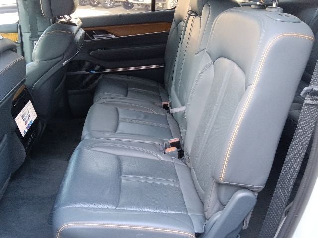 2022 Jeep Grand Wagoneer Series II