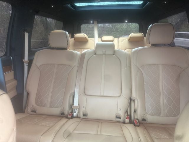 2022 Jeep Grand Wagoneer Series III