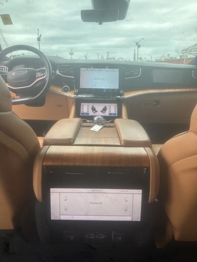 2022 Jeep Grand Wagoneer Series III