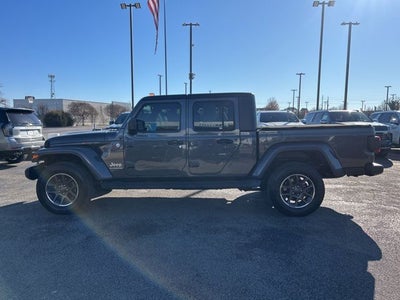 2021 Jeep Gladiator Overland