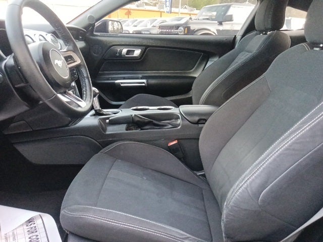 2021 Ford Mustang EcoBoost