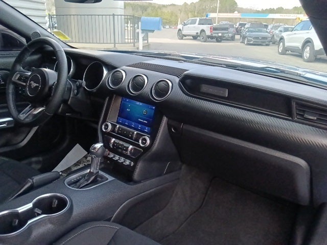 2021 Ford Mustang EcoBoost