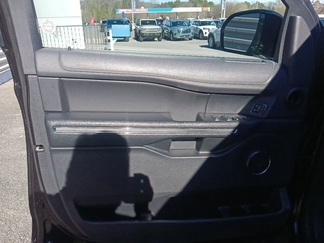 2023 Ford Expedition Max XLT