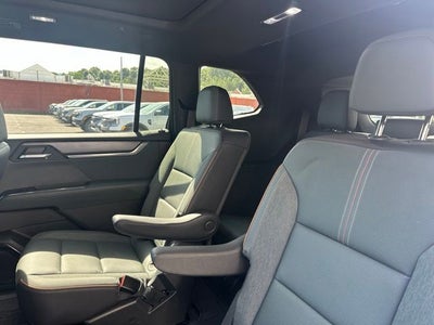 2025 GMC Acadia AT4