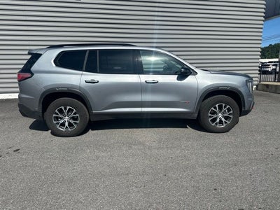 2025 GMC Acadia AT4