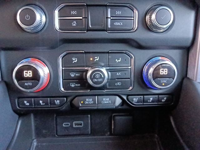 2024 GMC Yukon XL SLT