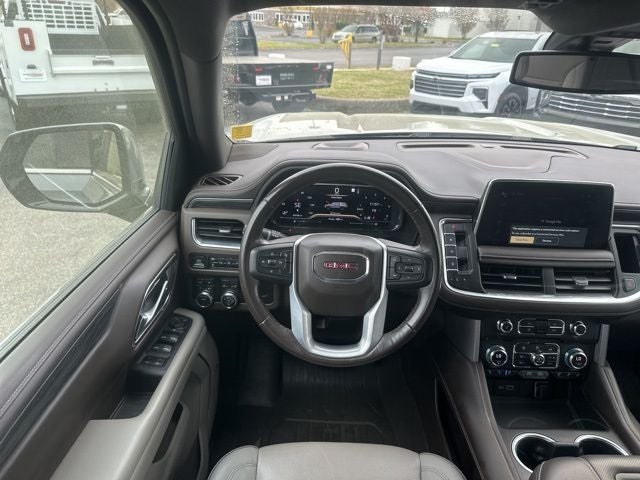 2022 GMC Yukon SLT
