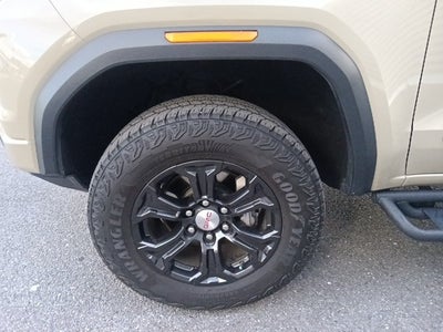 2024 GMC Canyon Elevation