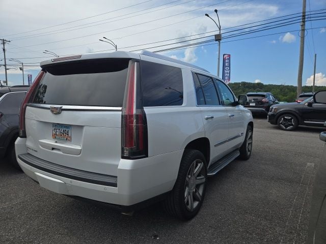 2016 Cadillac Escalade Luxury