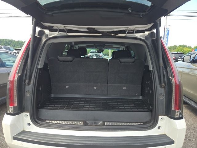 2016 Cadillac Escalade Luxury