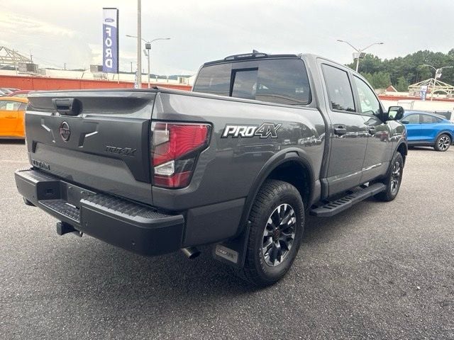 2024 Nissan Titan PRO-4X