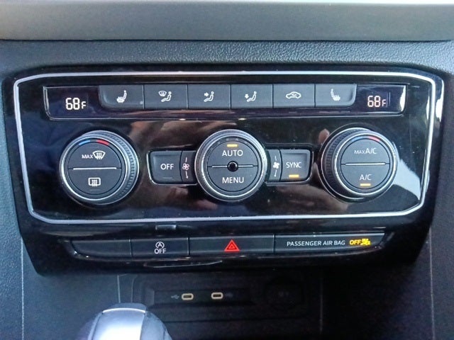 2023 Volkswagen Atlas Cross Sport 3.6L V6 SE w/Technology