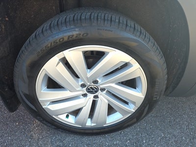 2023 Volkswagen Atlas Cross Sport 3.6L V6 SE w/Technology