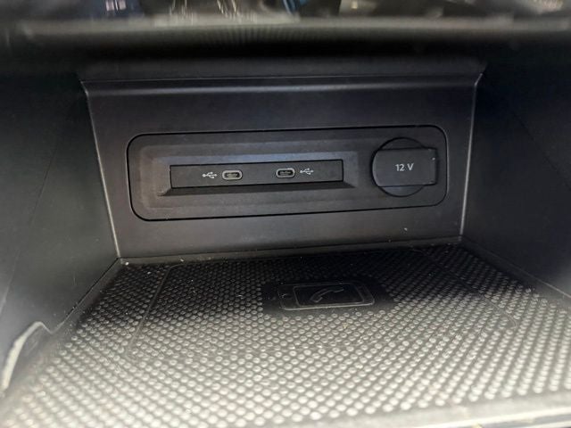 2022 Volkswagen Atlas 2.0T SE w/Technology