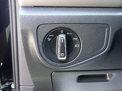 2022 Volkswagen Atlas 2.0T SE w/Technology