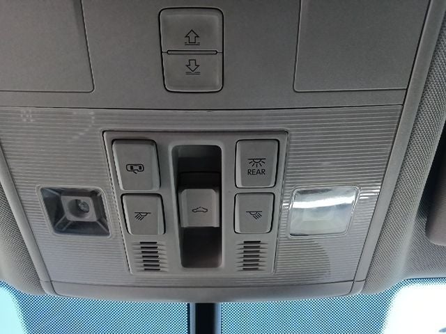 2022 Volkswagen Atlas 2.0T SE w/Technology