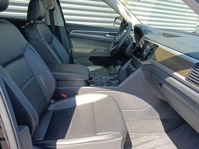 2022 Volkswagen Atlas 2.0T SE w/Technology