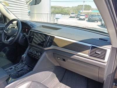 2022 Volkswagen Atlas 2.0T SE w/Technology