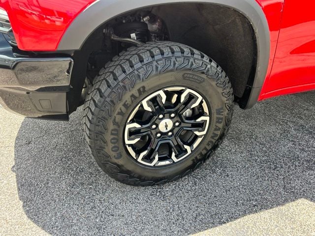 2025 Chevrolet Silverado 1500 ZR2