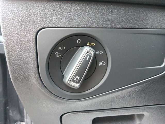 2023 Volkswagen Tiguan 2.0T SEL R-Line