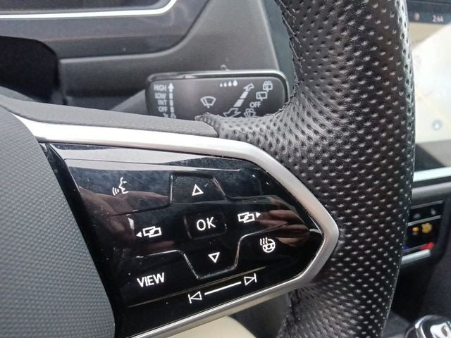 2023 Volkswagen Tiguan 2.0T SEL R-Line