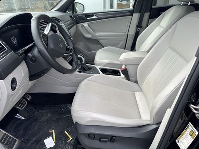 2023 Volkswagen Tiguan 2.0T SE R-Line Black