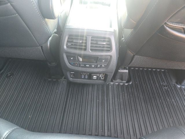 2021 Honda Pilot Touring 8 Passenger