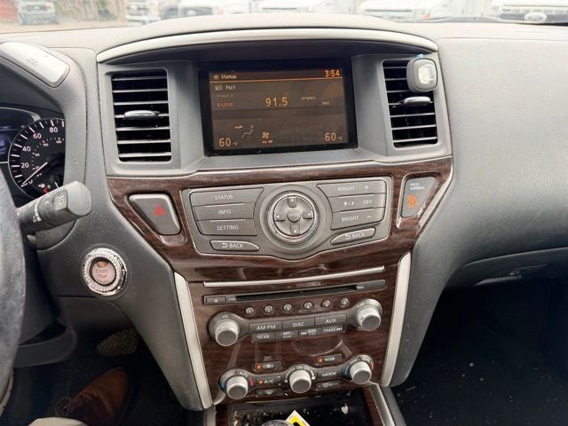 2014 Nissan Pathfinder SL