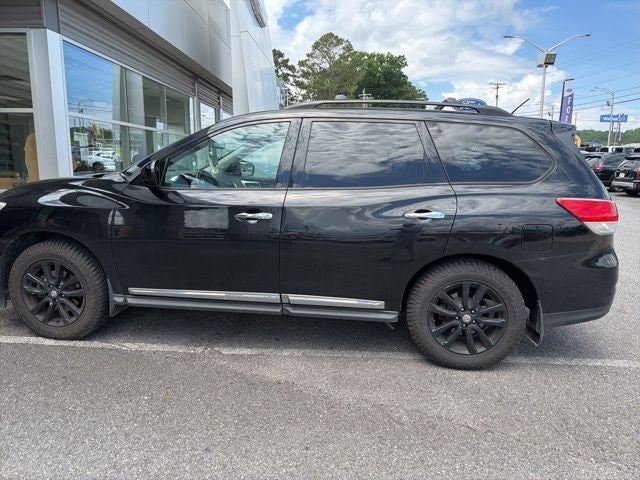2014 Nissan Pathfinder SL