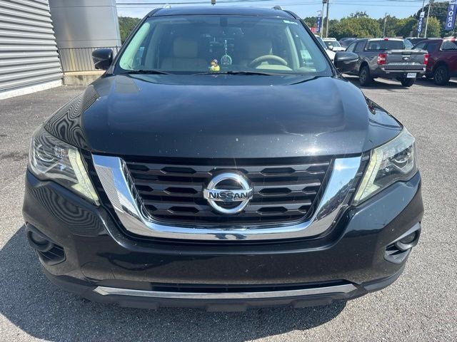 2017 Nissan Pathfinder Platinum