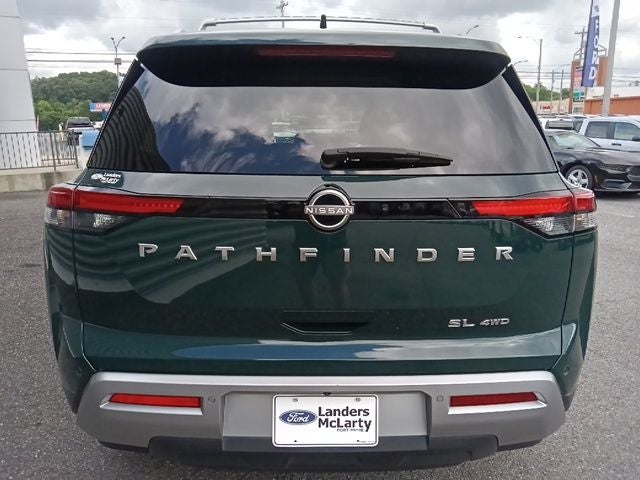 2024 Nissan Pathfinder SL