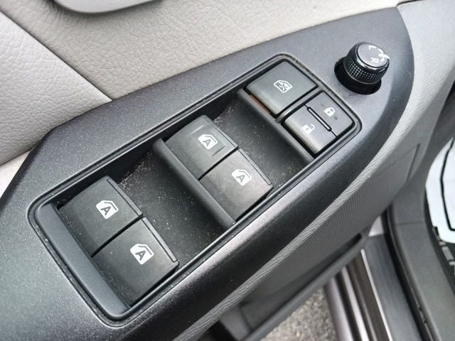 2015 Toyota Sienna L 7 Passenger