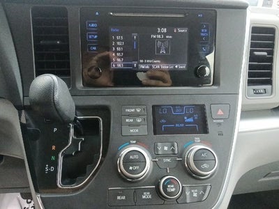 2015 Toyota Sienna L 7 Passenger