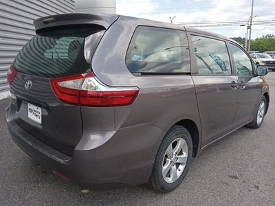 2015 Toyota Sienna L 7 Passenger