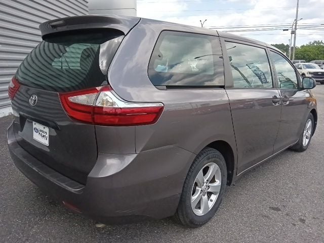 2015 Toyota Sienna L 7 Passenger