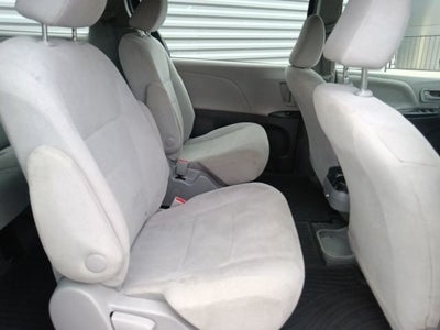 2015 Toyota Sienna L 7 Passenger