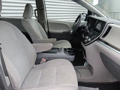 2015 Toyota Sienna L 7 Passenger