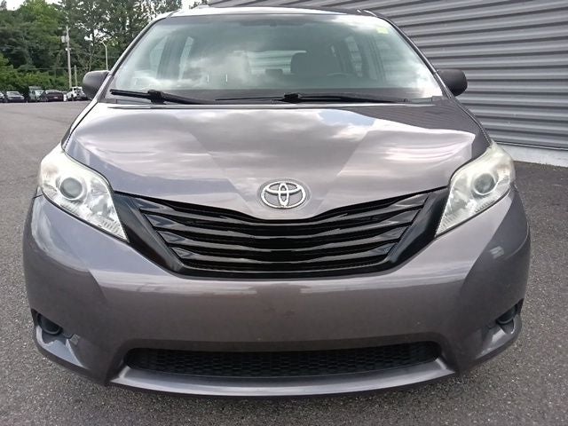 2015 Toyota Sienna L 7 Passenger