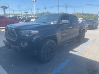 2017 Toyota Tacoma Limited V6