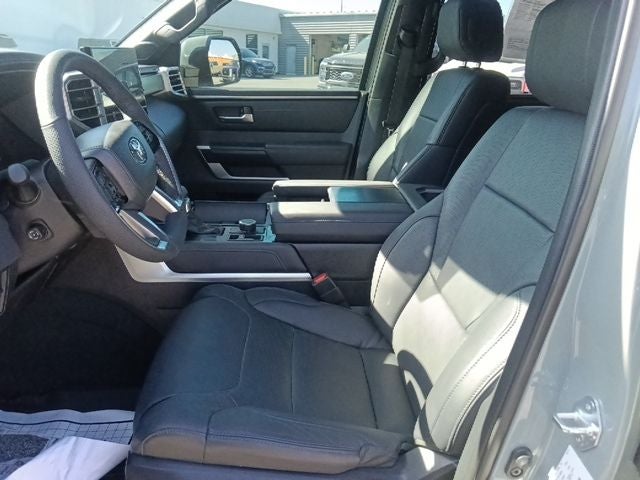 2025 Toyota Sequoia Platinum
