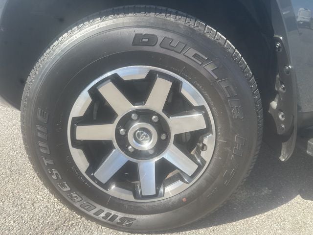 2024 Toyota 4Runner TRD Off-Road