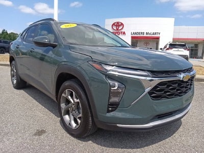 2025 Chevrolet Trax LT