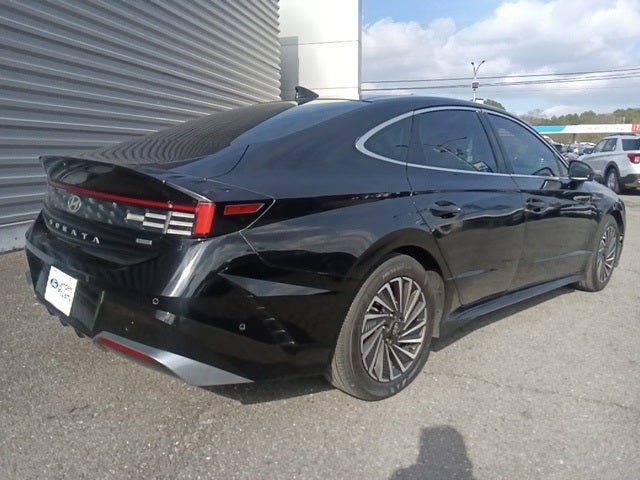 2024 Hyundai Sonata Hybrid Limited