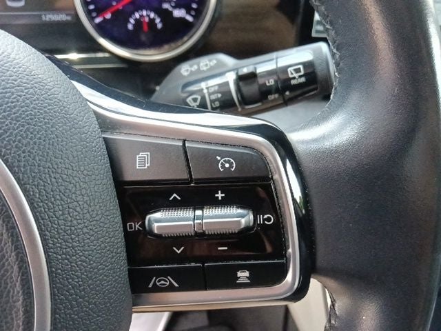 2022 Kia Carnival SX