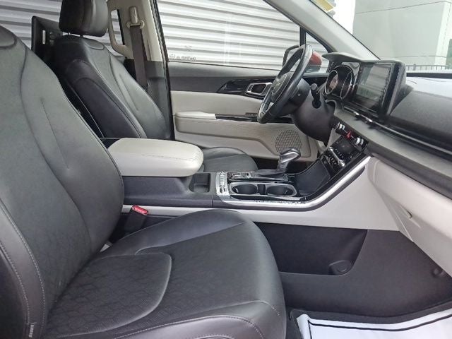 2022 Kia Carnival SX