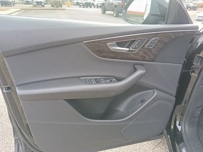 2023 Audi Q8 55 Premium quattro