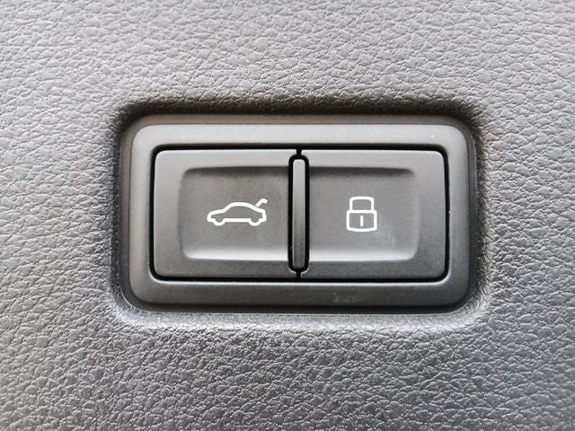 2023 Audi Q8 55 Premium quattro