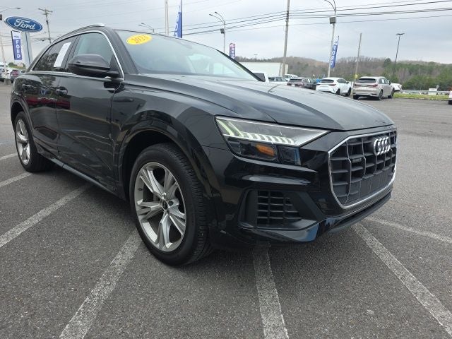 2023 Audi Q8 55 Premium quattro