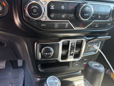 2022 Jeep Wrangler Unlimited Willys